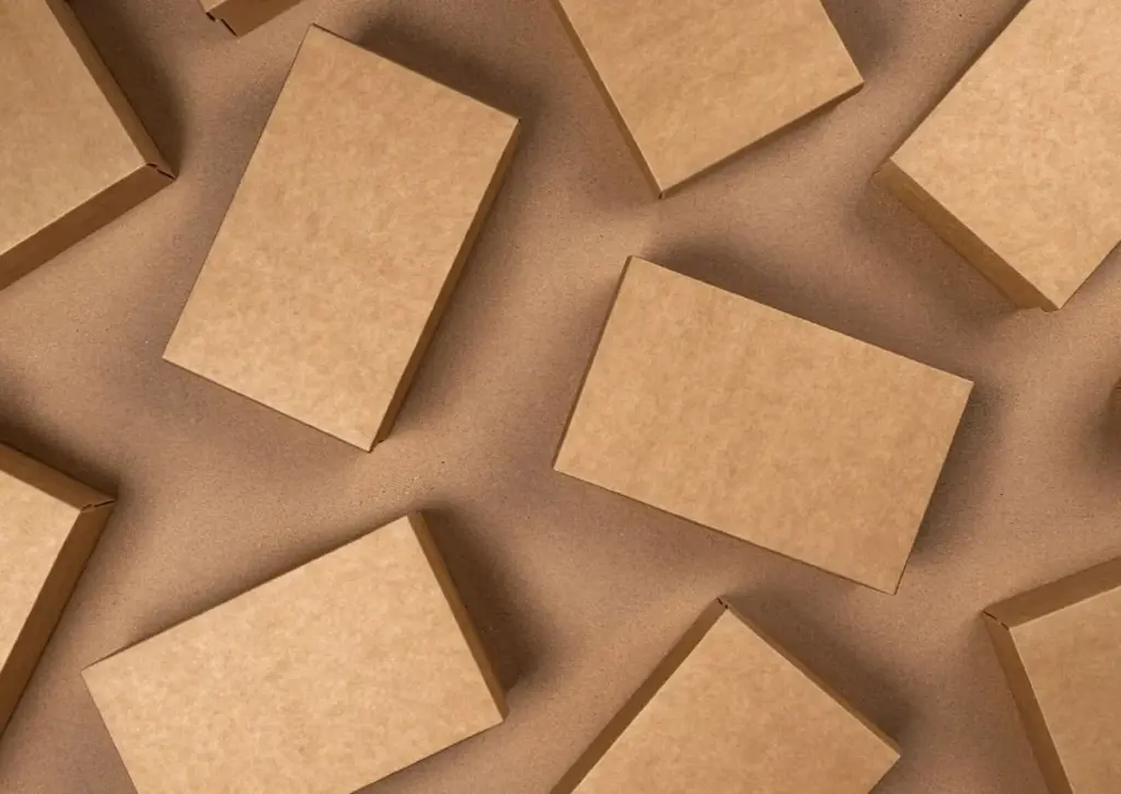 custom cardboard box vs corrugated box AU